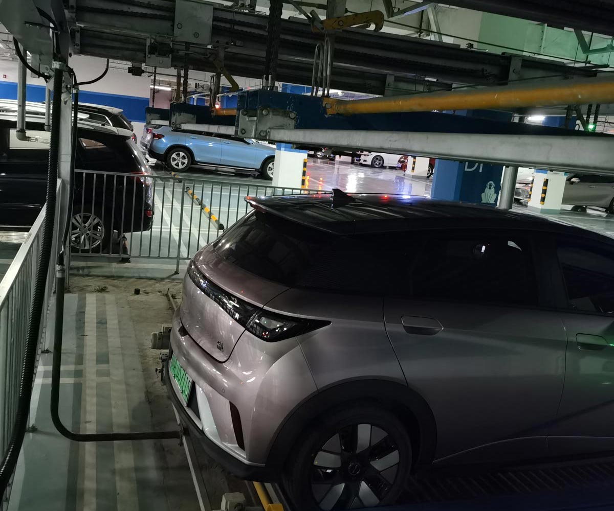 云龍2層機械停車庫出租